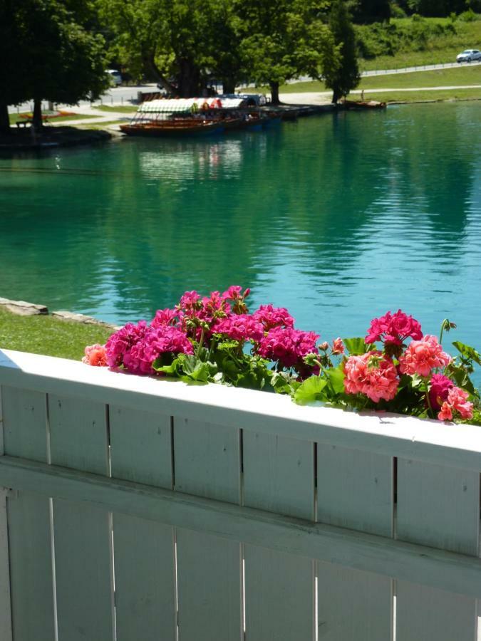 B&B Pletna A Double Lake-View Room Bled Exteriör bild